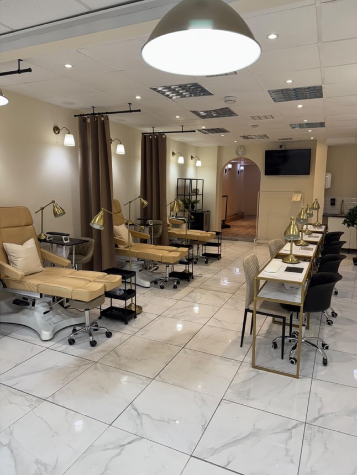 Ameli Beauty Space in Holloway London